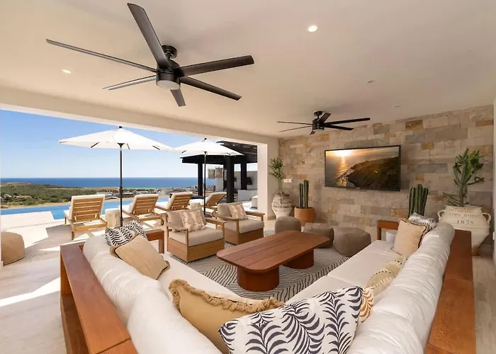 Luxury With Infinity Pool And Ocean View Holiday home *