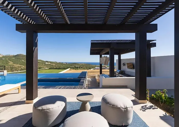 Luxury With Infinity Pool And Ocean View